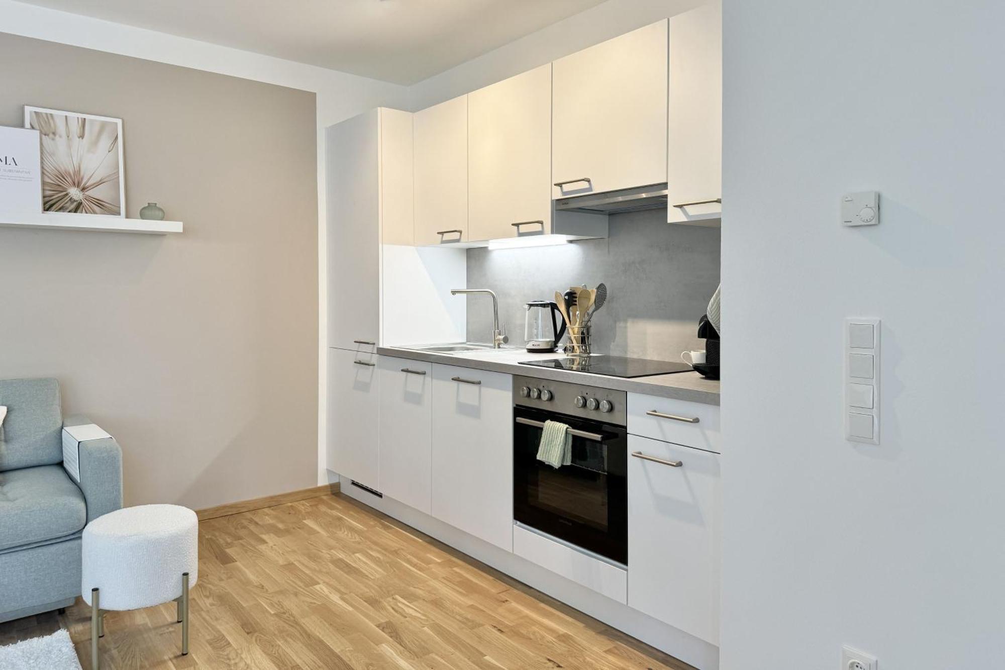 Modernes Studio Beim Domplatz วีเนอร์นอยชตัดท์ ภายนอก รูปภาพ